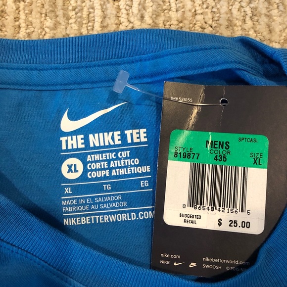 Men’s Nike T-Shirt - Picture 3 of 3